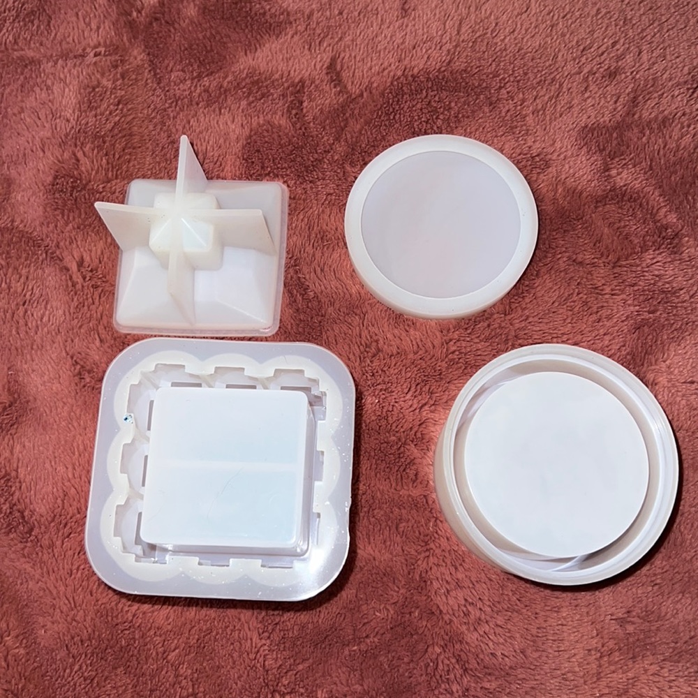 Resin molds
